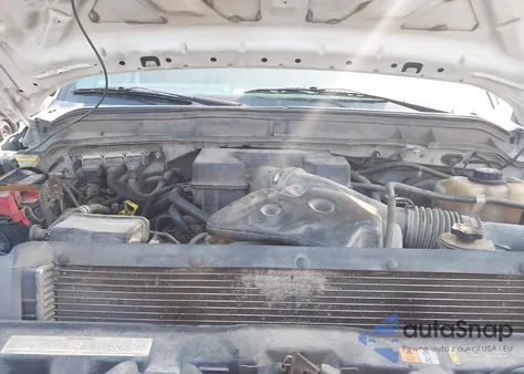 2013 Ford F-250 Xl z USA, uszkodzony, nr VIN 1FDBF2B68DEB64346